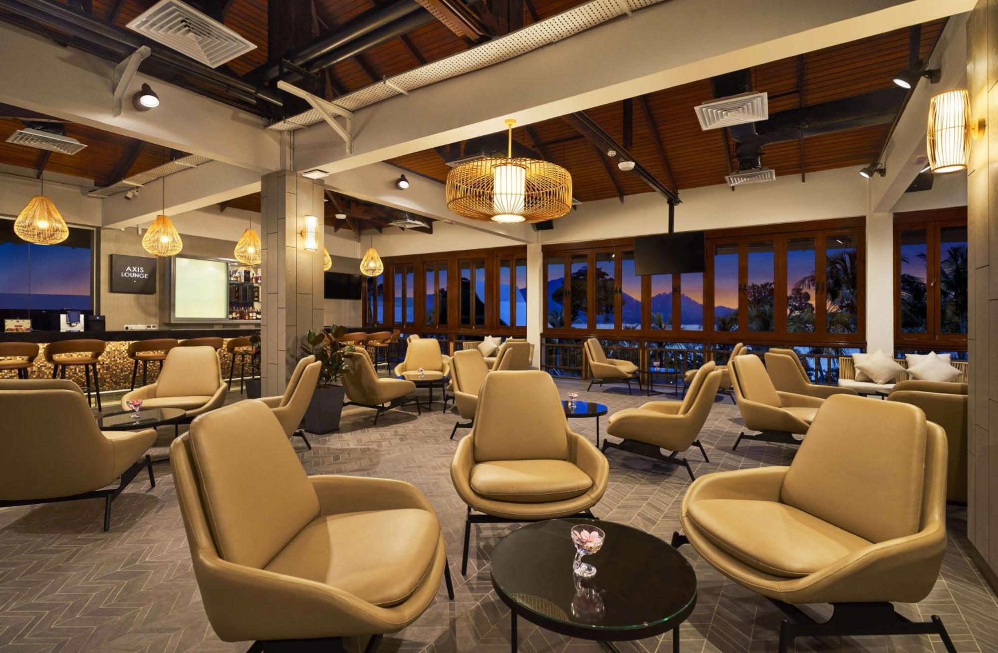Doubletree By Hilton Damai Laut Hotel Lumut Exterior photo