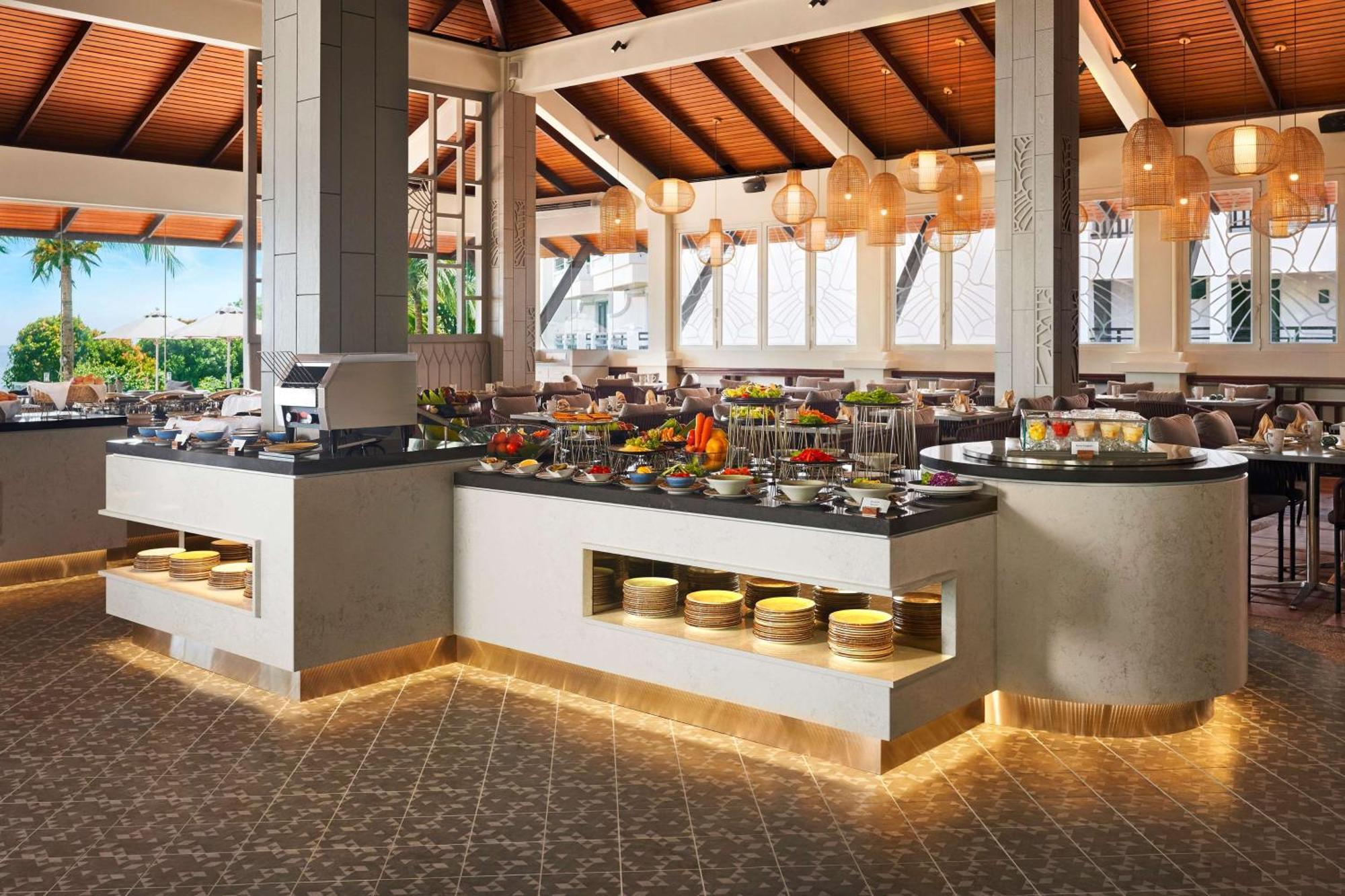 Doubletree By Hilton Damai Laut Hotel Lumut Exterior photo