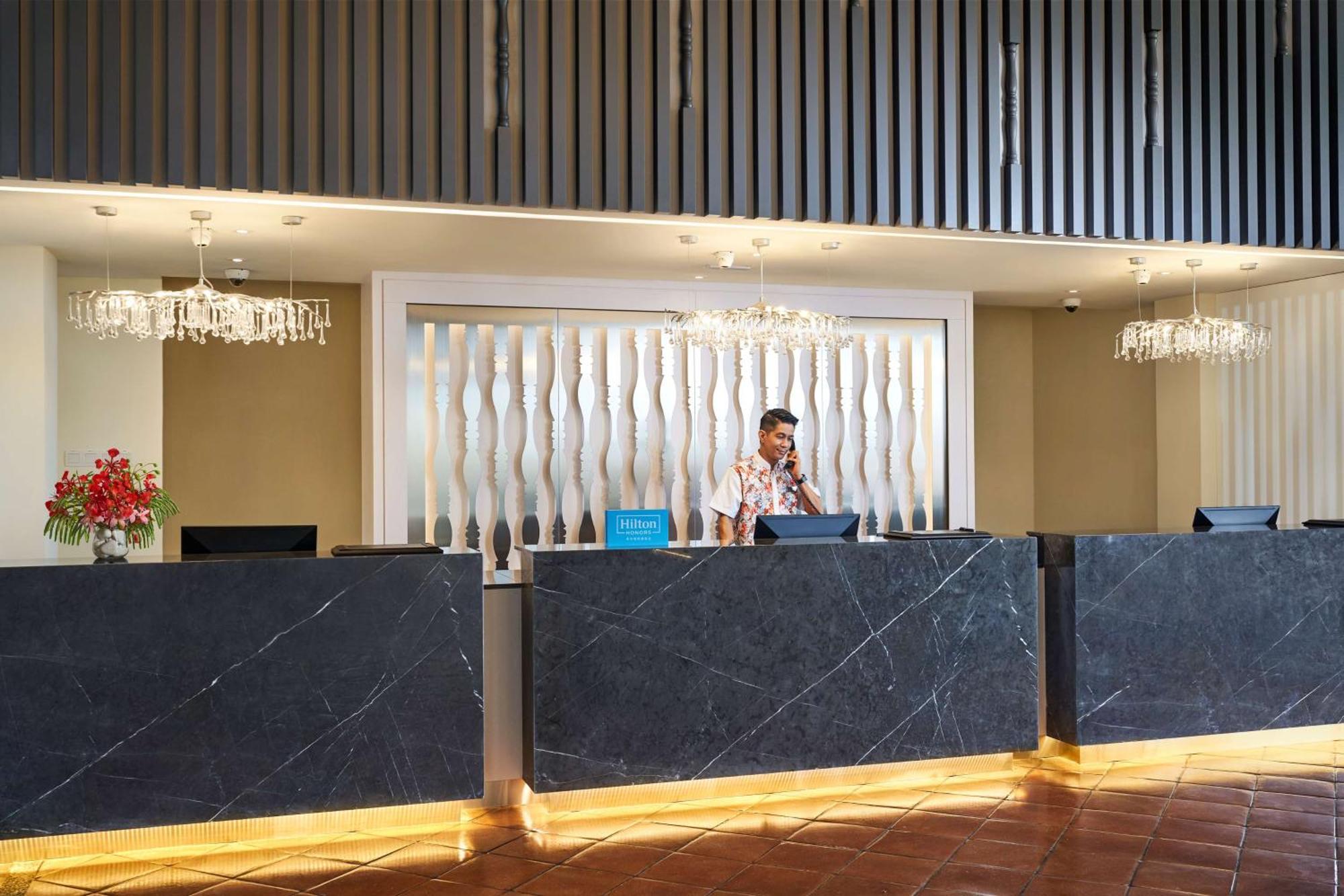 Doubletree By Hilton Damai Laut Hotel Lumut Exterior photo